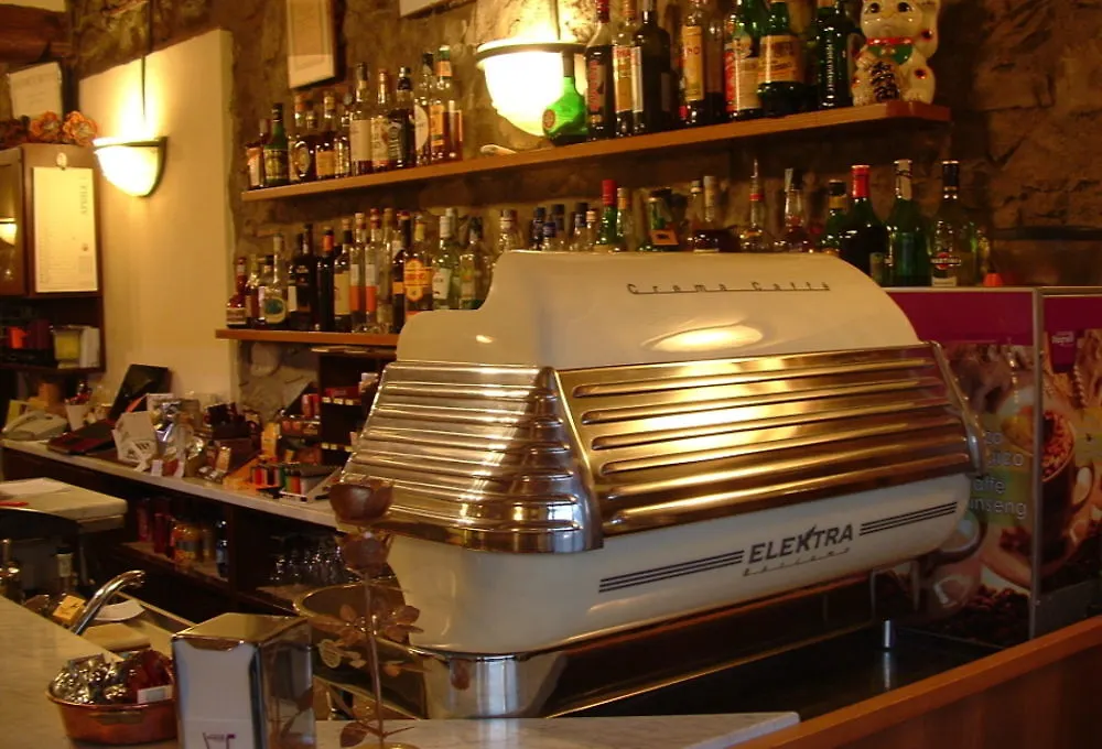 Locanda Il Gallo Greve in Chianti 3*,